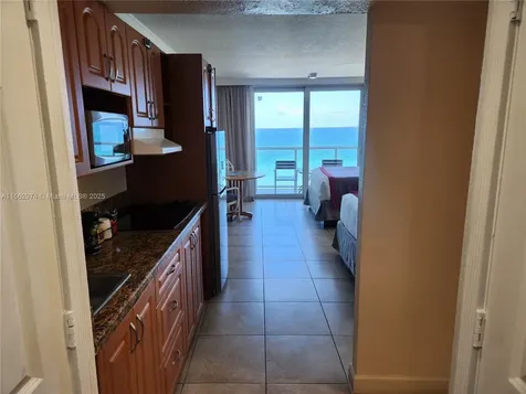 19201 Collins Avenue Sunny Isles Beach FL 33160