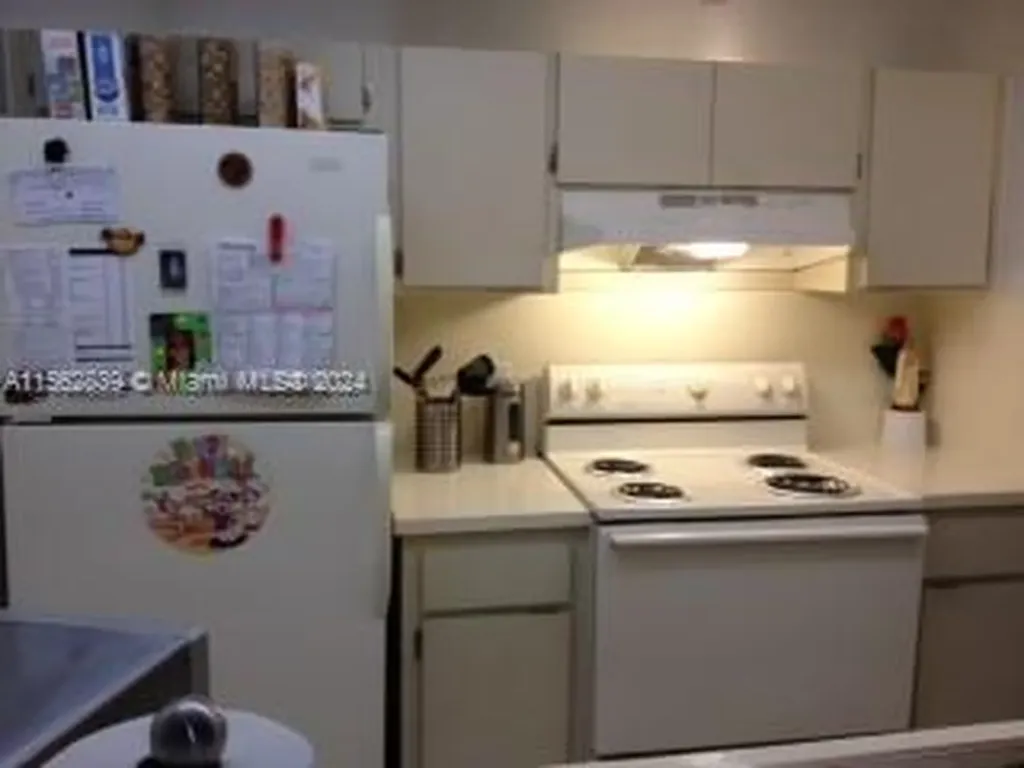 8160 Geneva Court Doral FL 33166