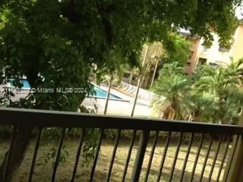 8160 Geneva Court Doral FL 33166