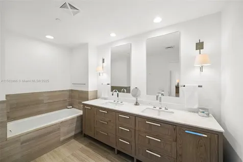360 Ocean Drive Key Biscayne FL 33149