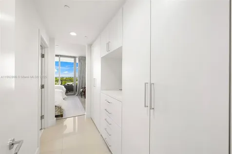 360 Ocean Drive Key Biscayne FL 33149
