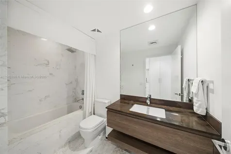 360 Ocean Drive Key Biscayne FL 33149