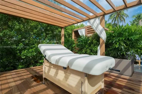360 Ocean Drive Key Biscayne FL 33149