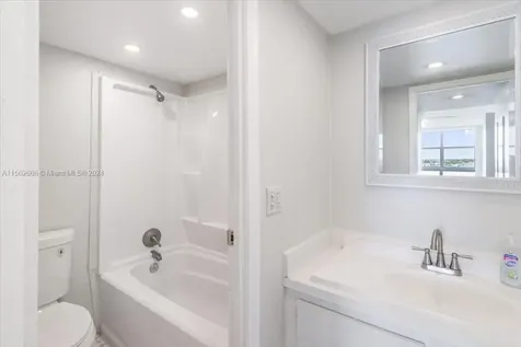 4675 W 18th Court Hialeah FL 33012