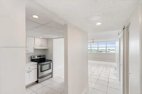 4675 W 18th Court Hialeah FL 33012