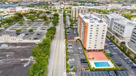 4675 W 18th Court Hialeah FL 33012