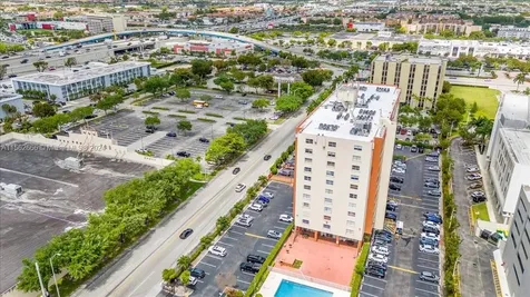 4675 W 18th Court Hialeah FL 33012