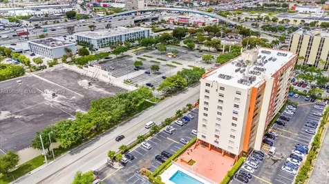 4675 W 18th Court Hialeah FL 33012