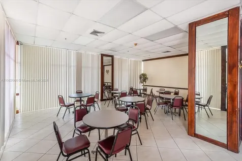 4675 W 18th Court Hialeah FL 33012
