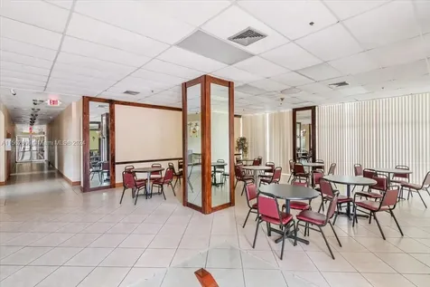 4675 W 18th Court Hialeah FL 33012