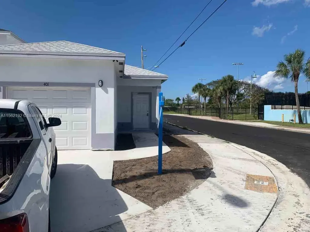 401 NW 12th Avenue Boynton Beach FL 33435