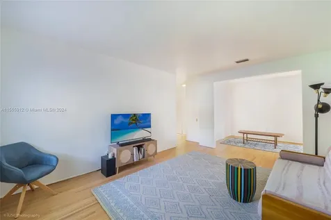 4370 SW 14th Street Miami FL 33134