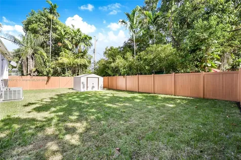 4370 SW 14th Street Miami FL 33134