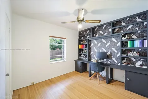 4370 SW 14th Street Miami FL 33134