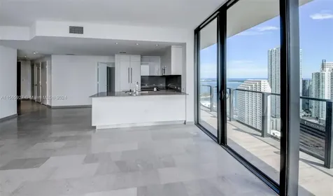 68 SE 6th Street Miami FL 33131