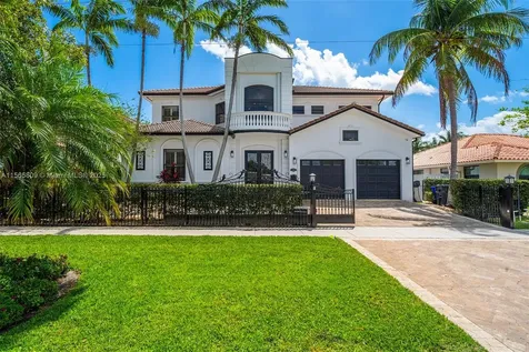 1118 Washington Street Hollywood FL 33019