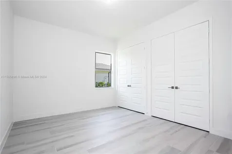 11035 N Sierra Ranch Drive Davie FL 33324
