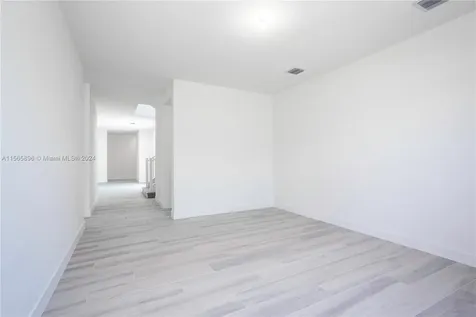 11035 N Sierra Ranch Drive Davie FL 33324