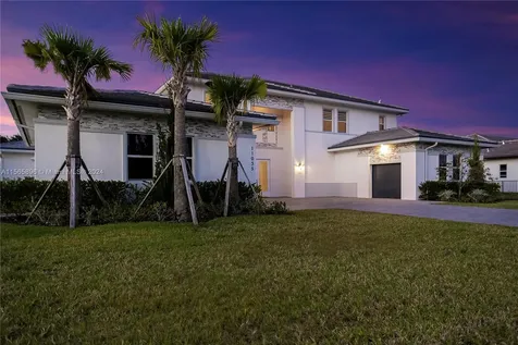 11035 N Sierra Ranch Drive Davie FL 33324