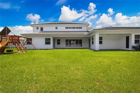 11035 N Sierra Ranch Drive Davie FL 33324