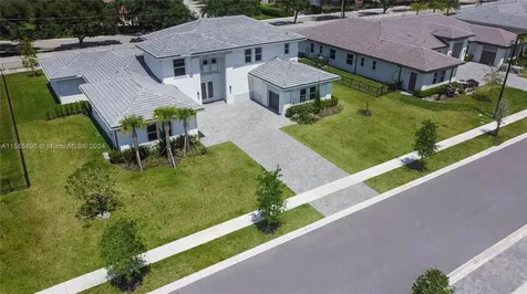 11035 N Sierra Ranch Drive Davie FL 33324