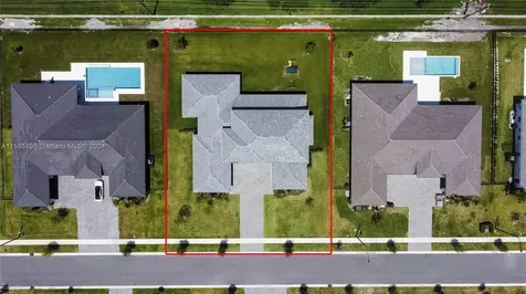 11035 N Sierra Ranch Drive Davie FL 33324