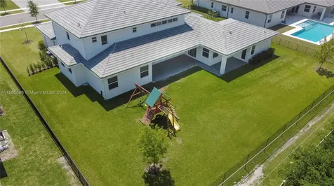 11035 N Sierra Ranch Drive Davie FL 33324