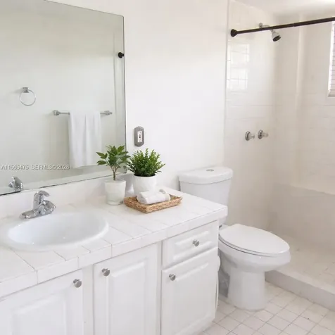 8363 Lake Drive Doral FL 33166