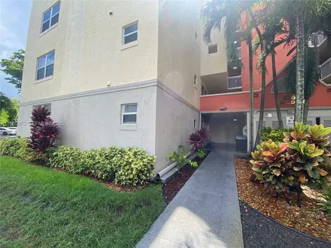 8363 Lake Drive Doral FL 33166