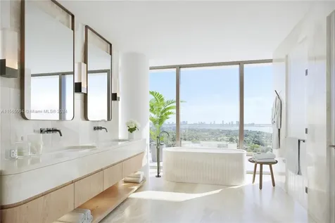 5333 Collins Avenue Miami Beach FL 33140