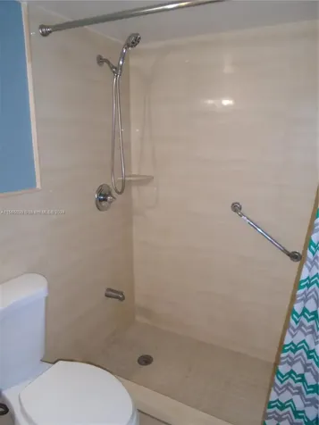 1450 NE 170th Street North Miami Beach FL 33162