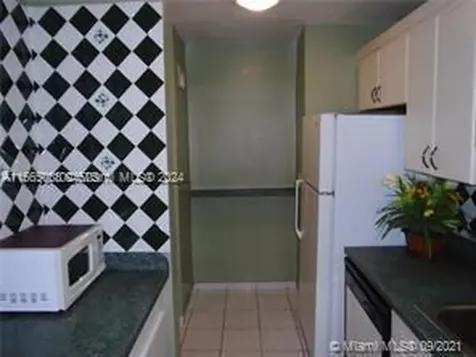1450 NE 170th Street North Miami Beach FL 33162