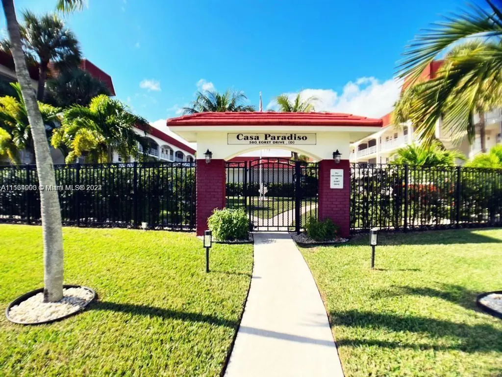 580 Egret Drive Hallandale Beach FL 33009