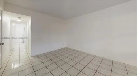 580 Egret Drive Hallandale Beach FL 33009