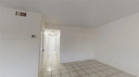 580 Egret Drive Hallandale Beach FL 33009