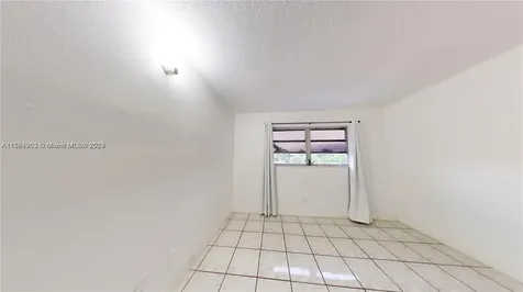 580 Egret Drive Hallandale Beach FL 33009