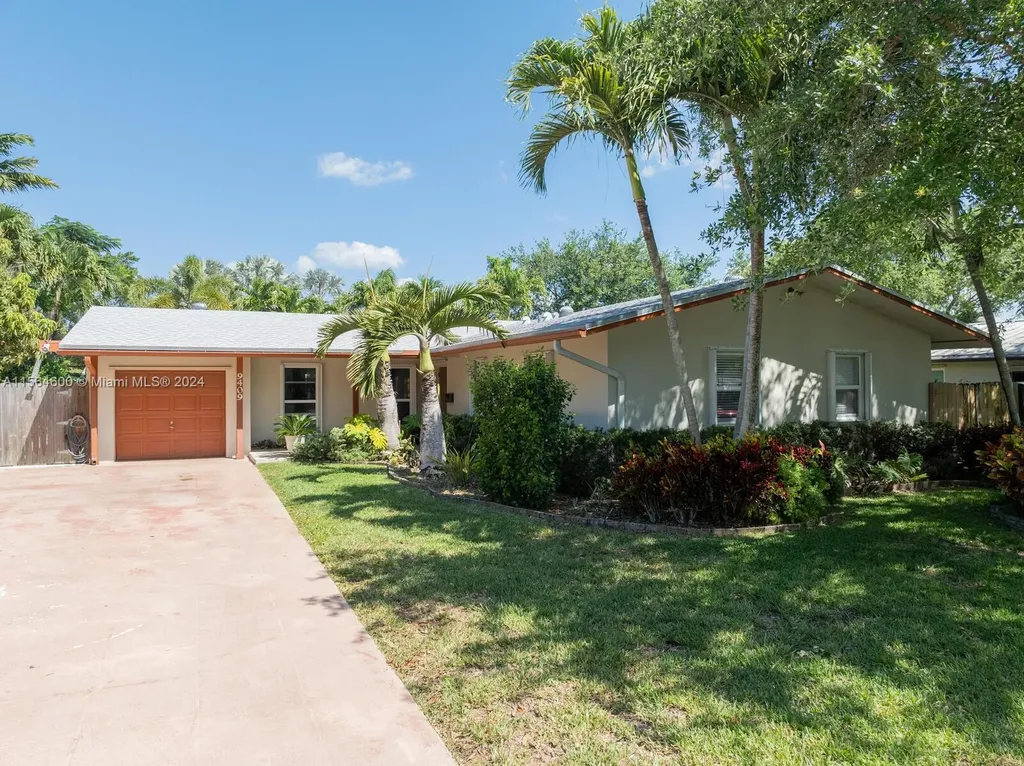 9409 SW 186th Street Cutler Bay FL 33157