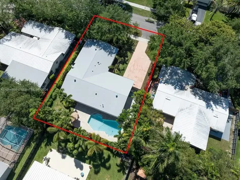 9409 SW 186th Street Cutler Bay FL 33157