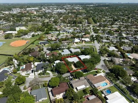 9409 SW 186th Street Cutler Bay FL 33157