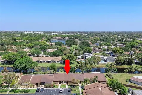 971 NW 79th Terrace Plantation FL 33324