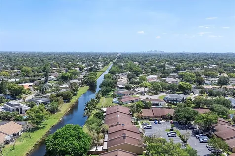 971 NW 79th Terrace Plantation FL 33324