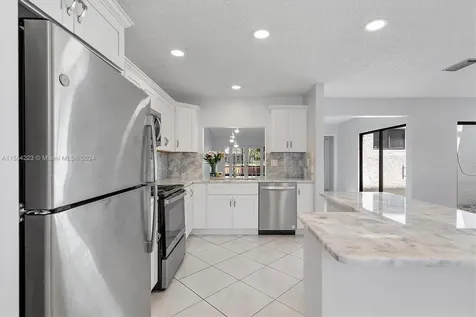 971 NW 79th Terrace Plantation FL 33324