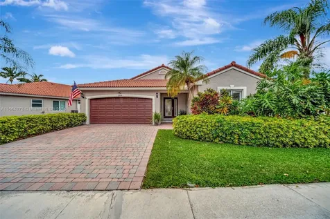 12618 NW 11th Place Sunrise FL 33323