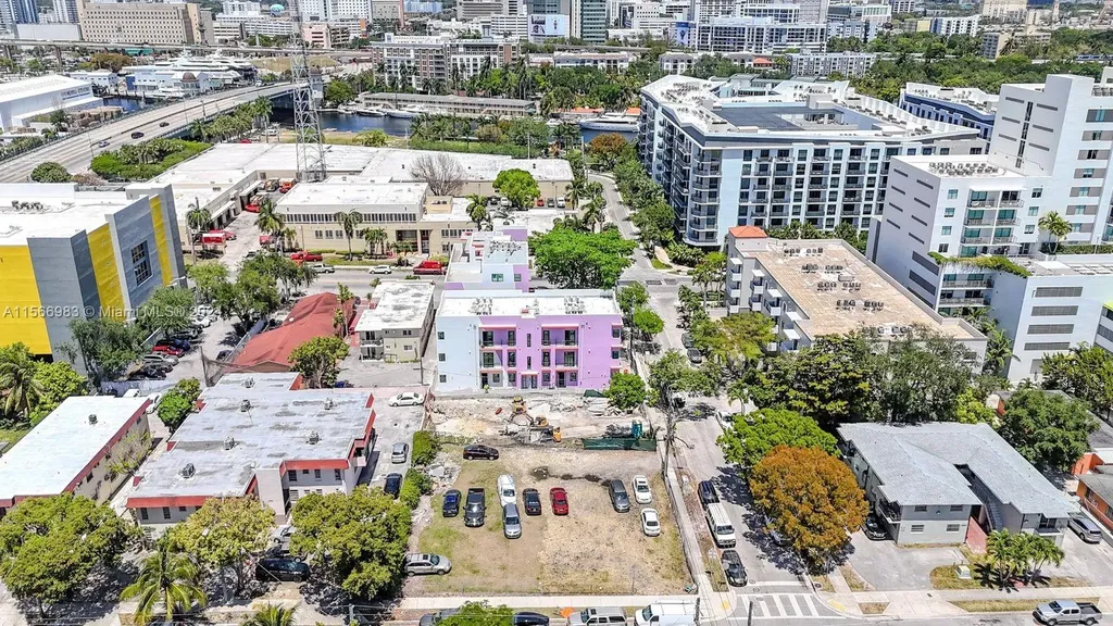 620 NW 11th Avenue Miami FL 33136