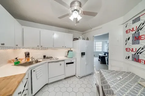 2750 NE 183rd Street Aventura FL 33160