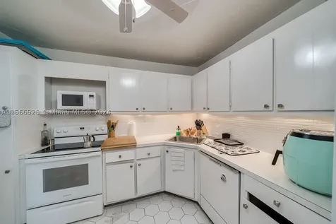 2750 NE 183rd Street Aventura FL 33160