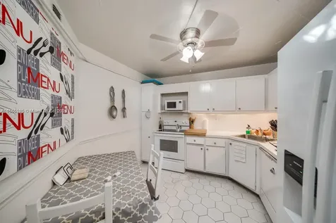 2750 NE 183rd Street Aventura FL 33160