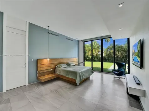 1941 NE 196th Terrace Miami FL 33179