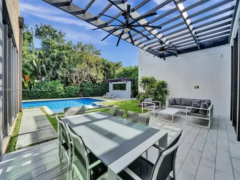 1941 NE 196th Terrace Miami FL 33179
