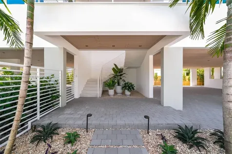 2662 SW 32nd Court Miami FL 33133